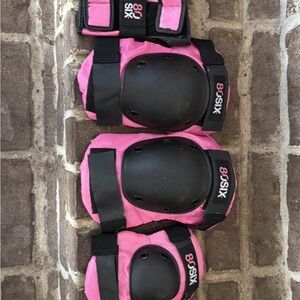 Pink and Black Kids Protective Gear Set size 8 and older